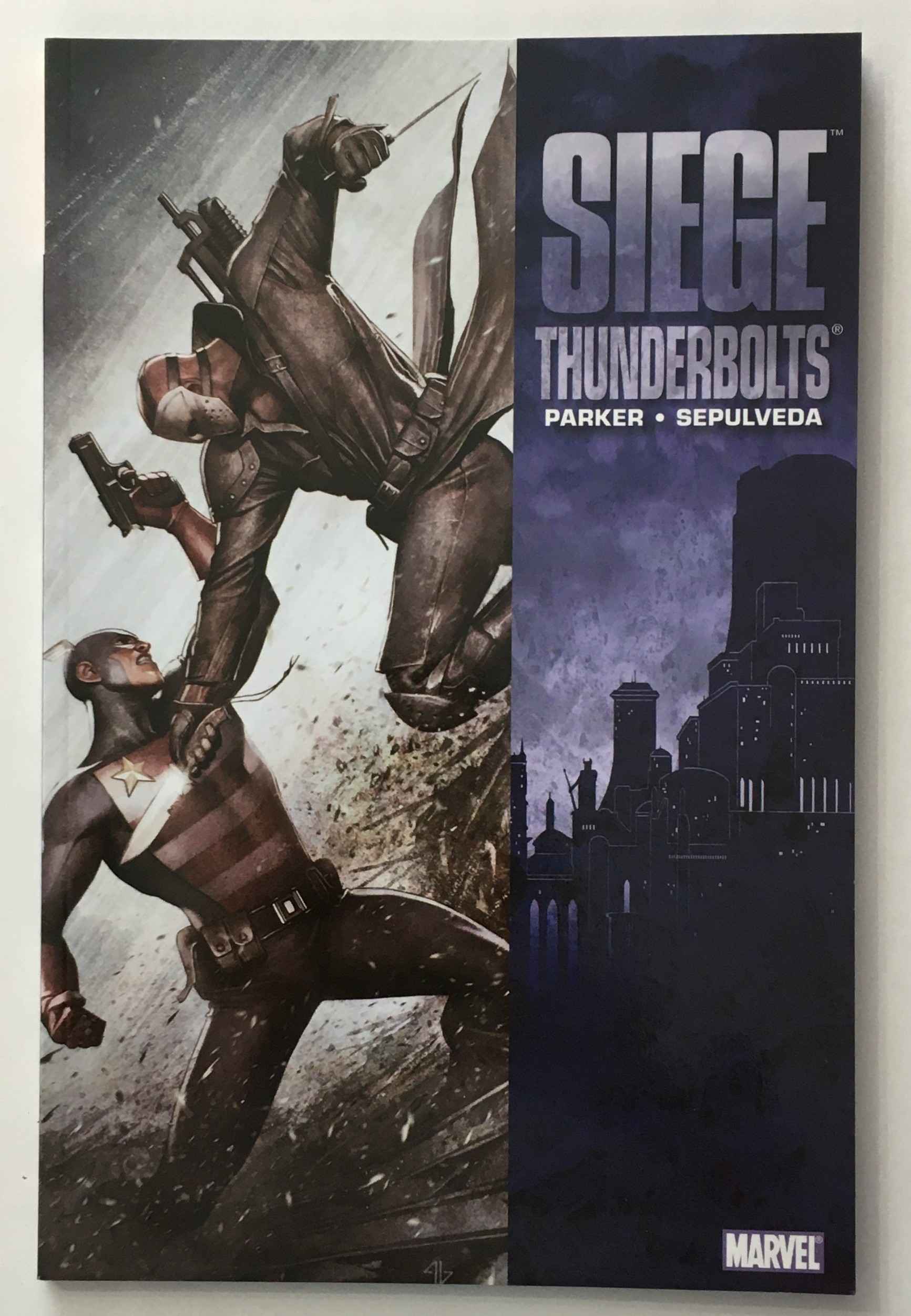 Siege - Thunderbolts:138-143 - Graphic Novel - 2010